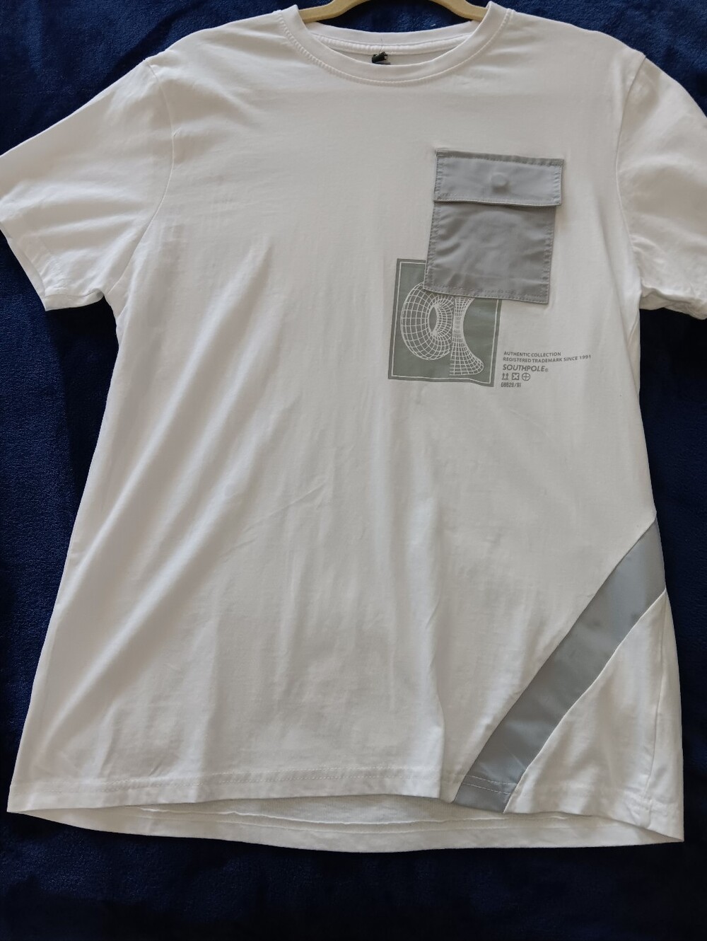 South Pole Men’s White Short-Sleeve Tee with Gray Pocket